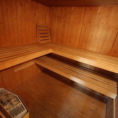 Appartement Met Eigen Sauna En Sport-En Spelruimte Ee Exterior photo