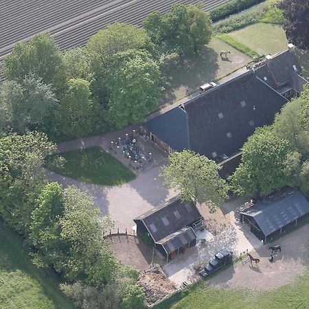 Appartement Met Eigen Sauna En Sport-En Spelruimte Ee Exterior photo