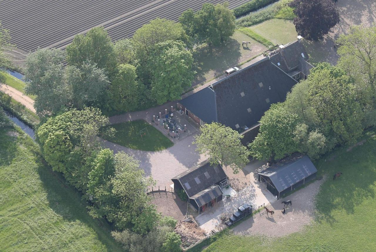 Appartement Met Eigen Sauna En Sport-En Spelruimte Ee Exterior photo
